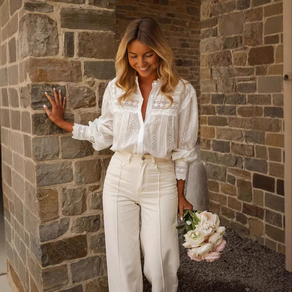 Élina™ | Blouse blanche brodée à volants – Élégance